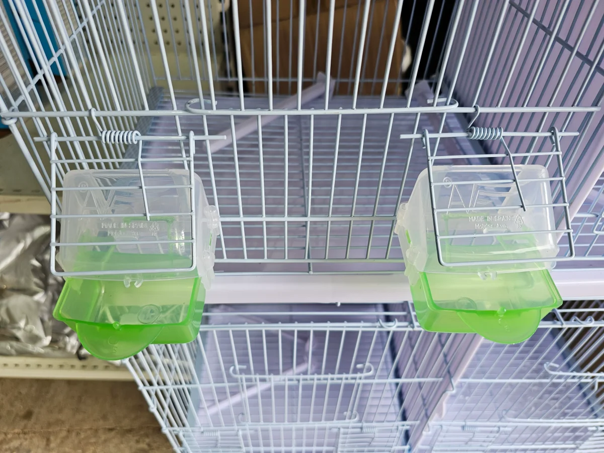 Mangiatoia "Lucia" VERDE con vassoio estraibile - Moldes Ave - immagine 7