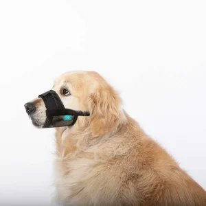 Museruola per cani in nylon regolabile con inserti in rete